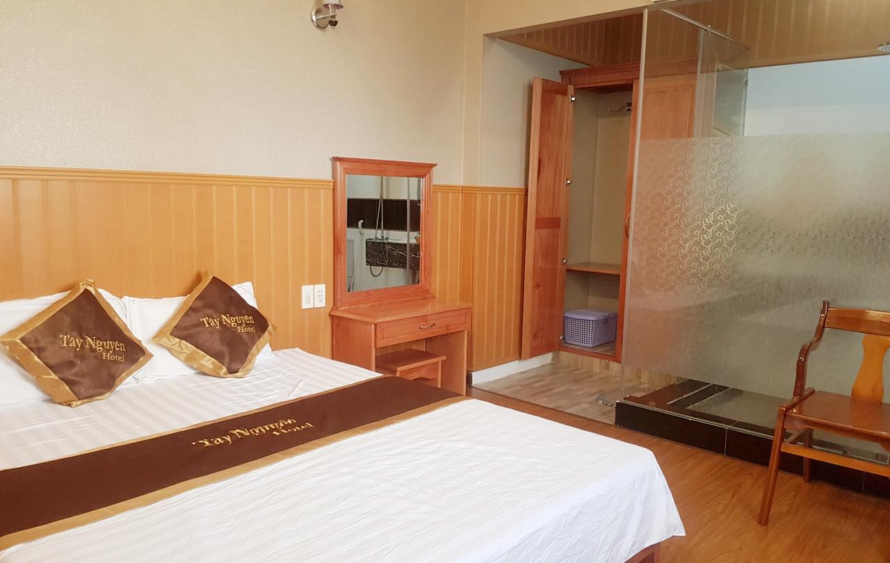 Tay Nguyen Hotel Kon Tum Buitenkant foto